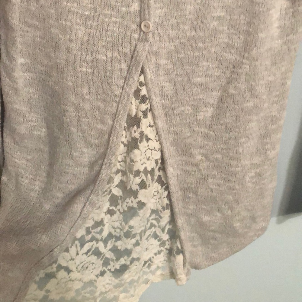 Light grey blouse - Picture 5 of 6